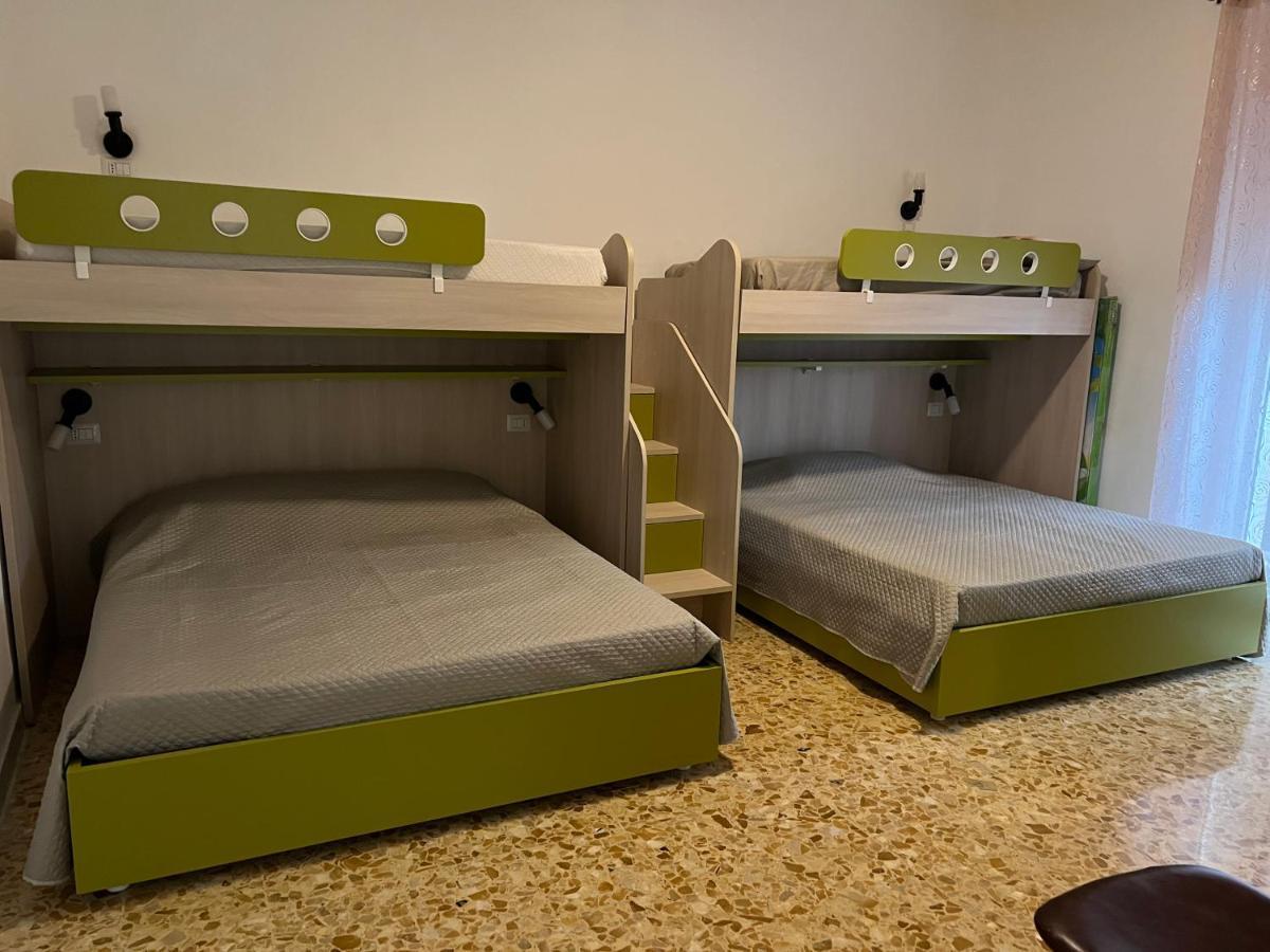 Casa Vacanze Refugium & Lounge Ferienwohnung Vico Del Gargano Bagian luar foto