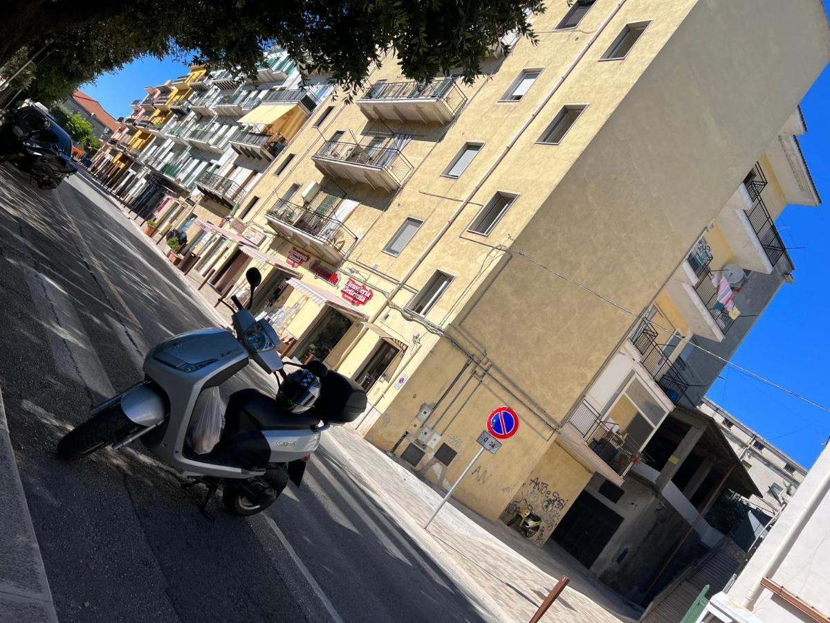 Casa Vacanze Refugium & Lounge Ferienwohnung Vico Del Gargano Bagian luar foto